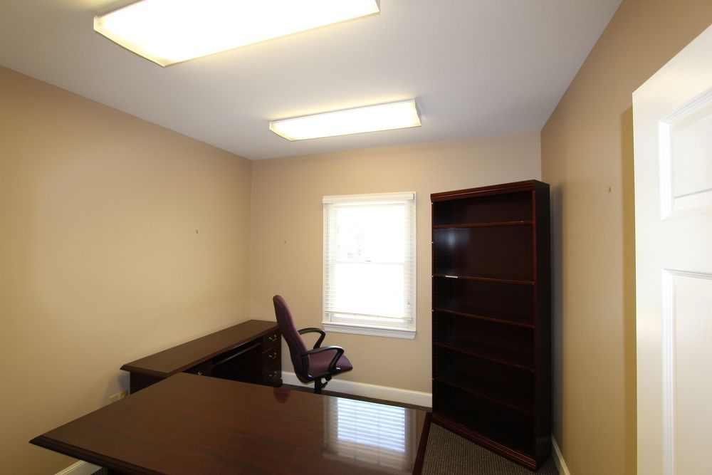 Office Space For Sale/Lease: 101 Madison Plz, Hattiesburg, MS 39402